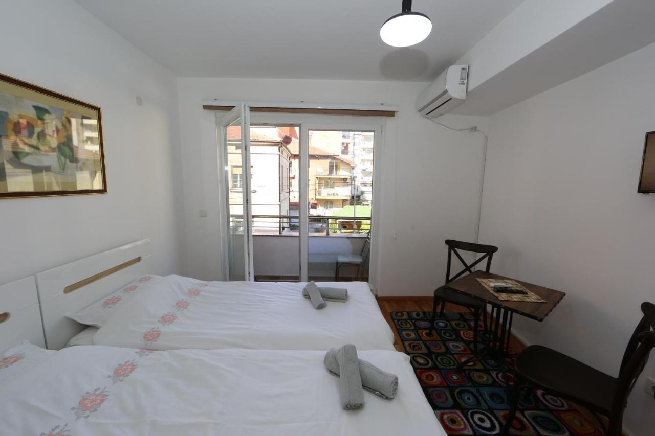 אוהריד Apartments Una מראה חיצוני תמונה