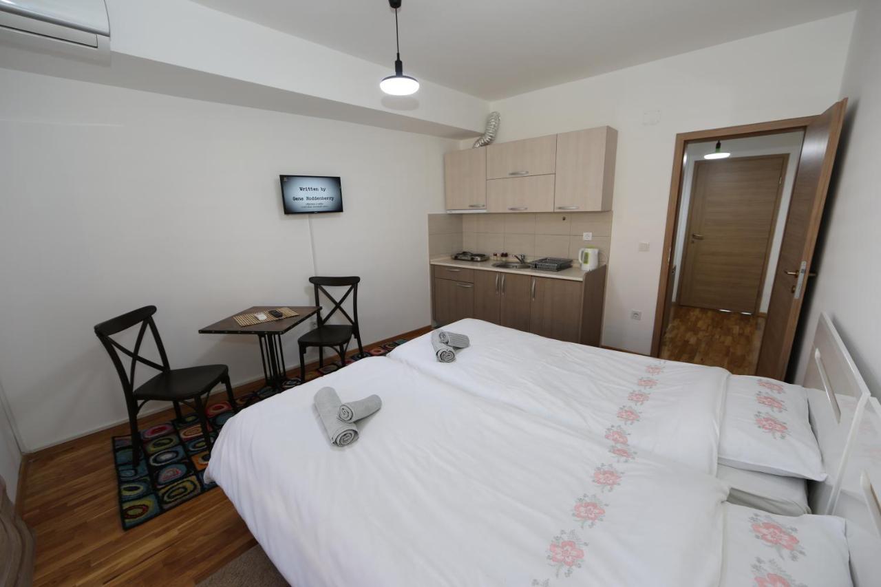 אוהריד Apartments Una מראה חיצוני תמונה